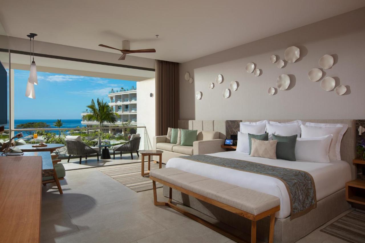 Junior Suite Ocean Front 2 double Queen,1251989269:JPEG